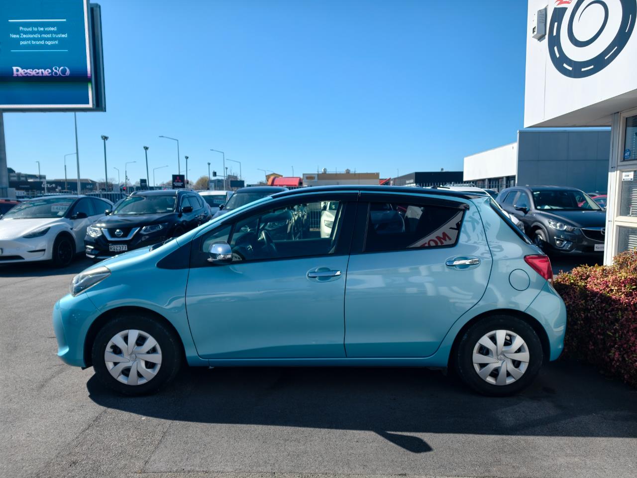 2016 Toyota Vitz