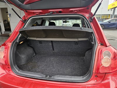 2006 Toyota Auris - Thumbnail