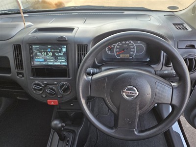 2017 Nissan AD - Thumbnail