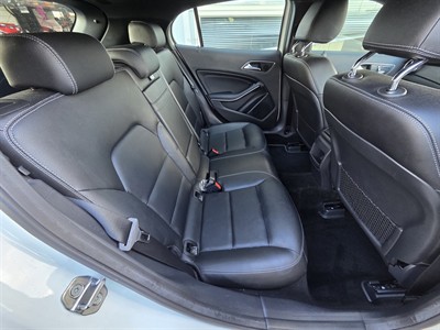 2019 Mercedes-Benz Gla - Thumbnail