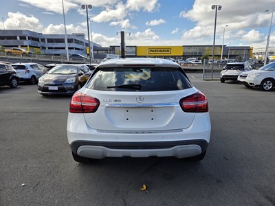 2019 Mercedes-Benz Gla - Thumbnail