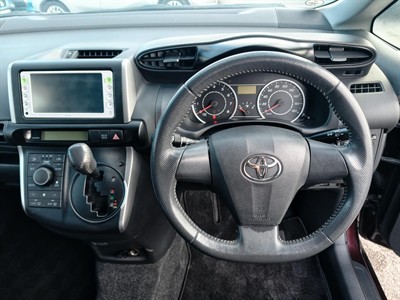 2012 Toyota Wish - Thumbnail