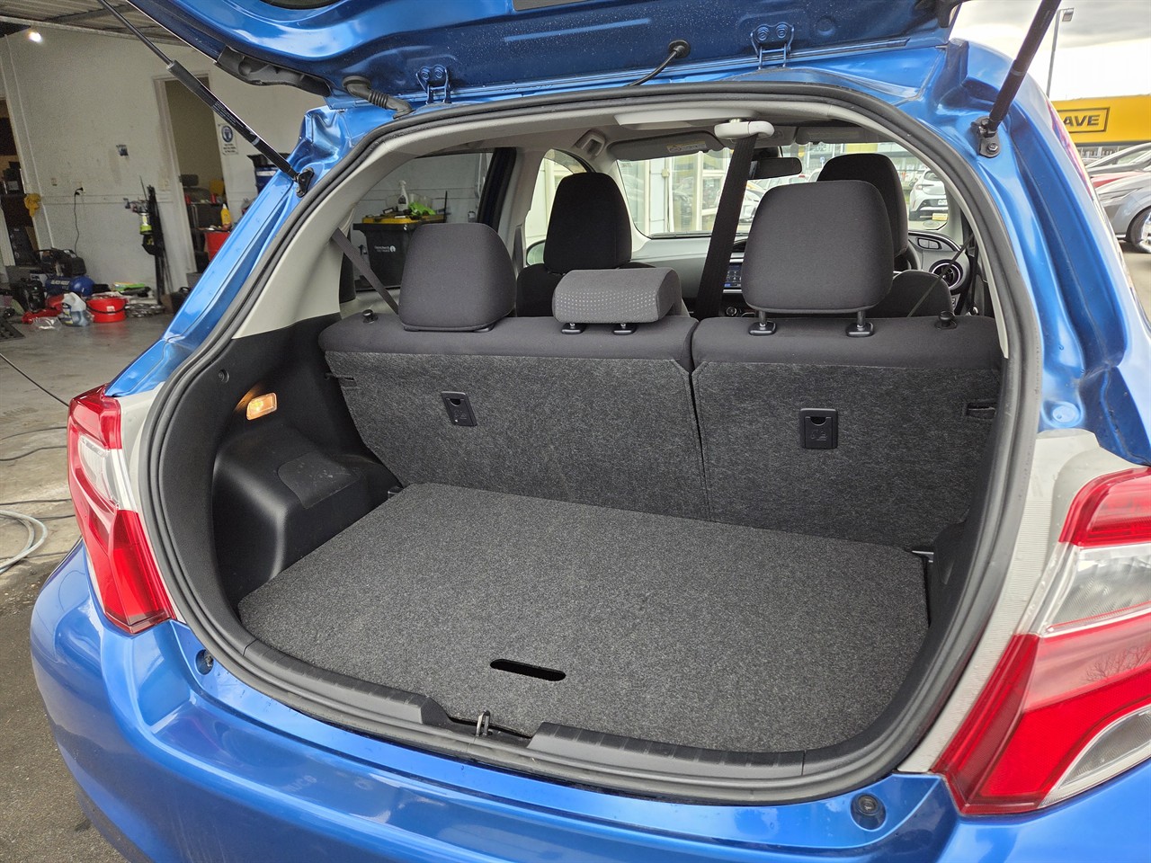 2016 Toyota Vitz