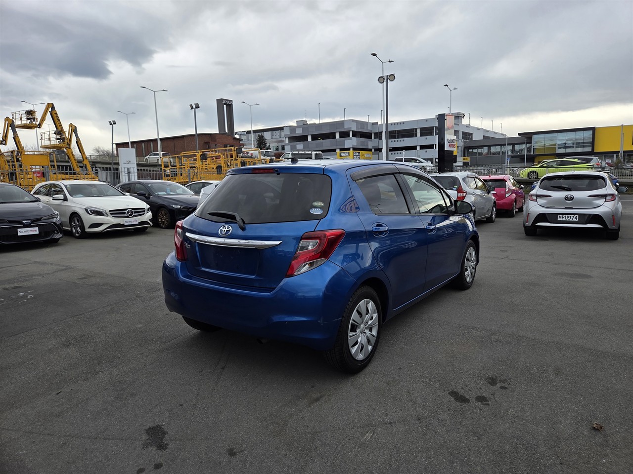 2016 Toyota Vitz