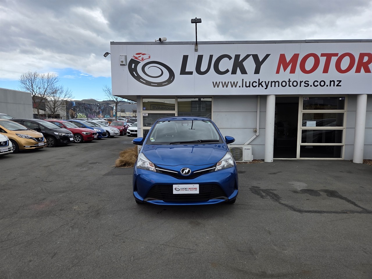 2016 Toyota Vitz
