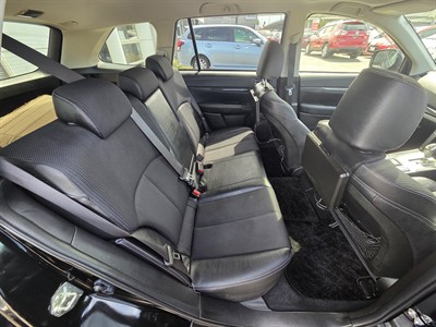 2013 Subaru LEGACY - Thumbnail