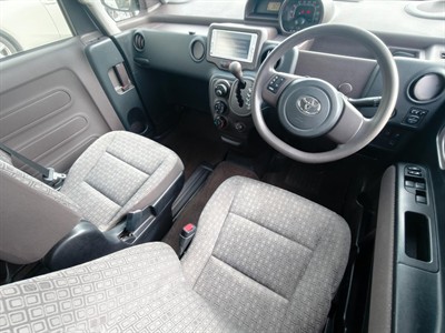 2015 Toyota Spade - Thumbnail