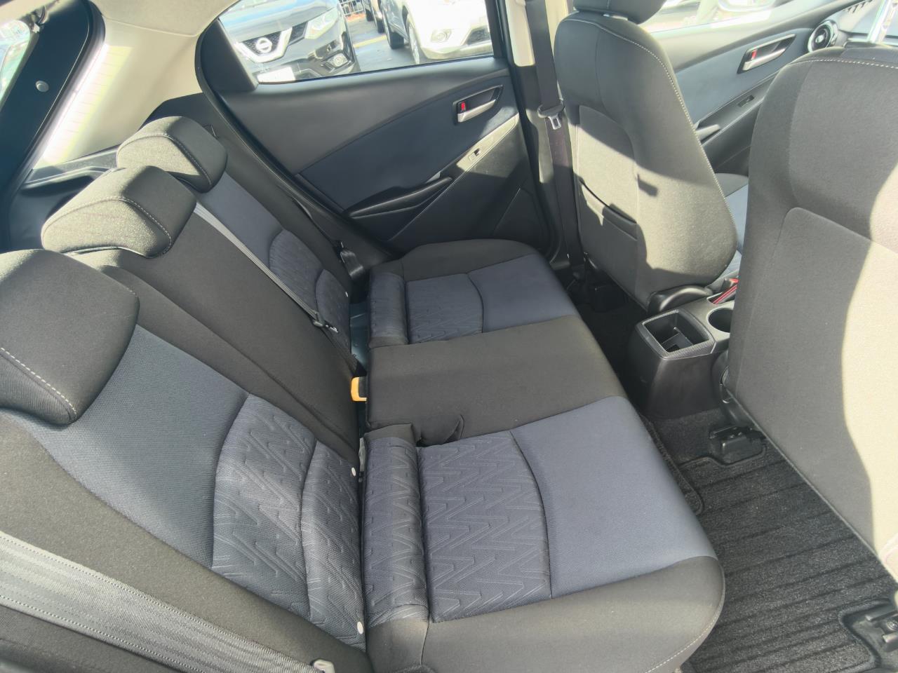 2016 Mazda Demio