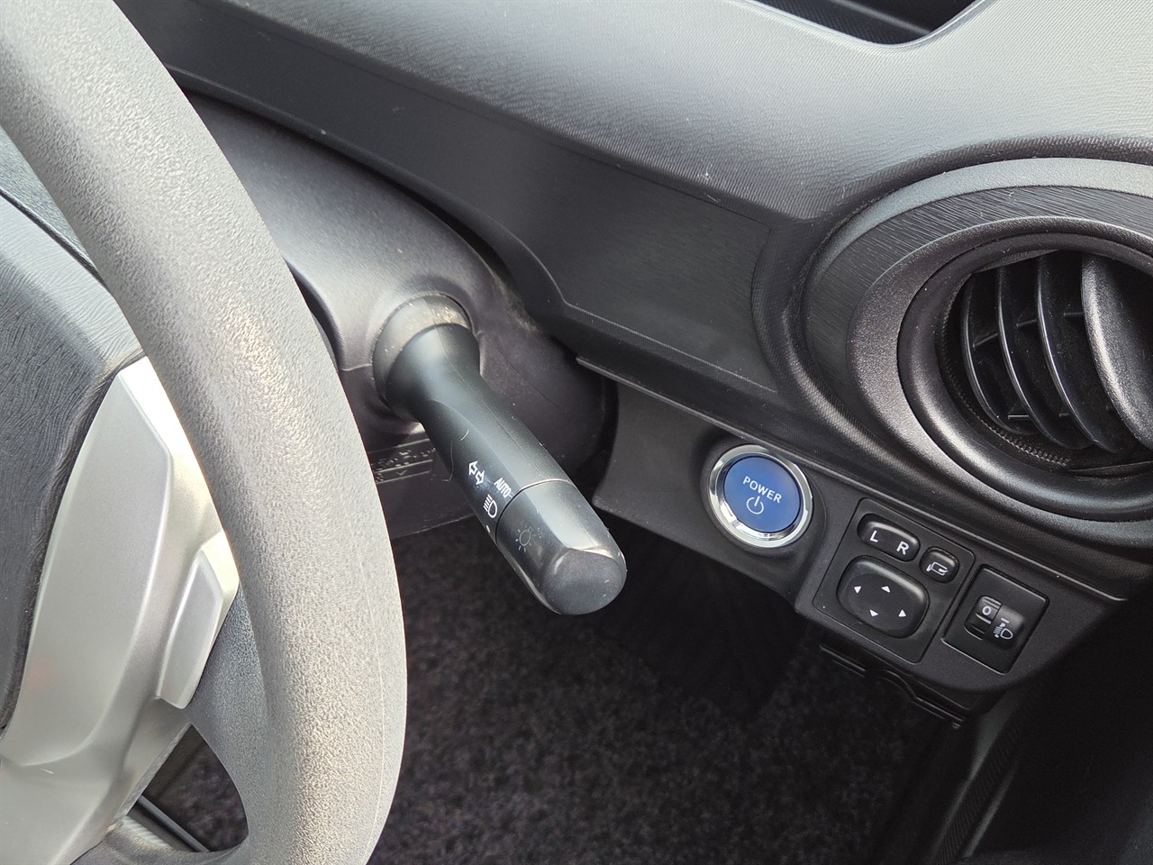 2014 Toyota Aqua