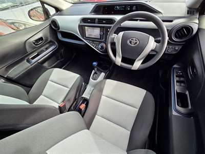 2014 Toyota Aqua - Thumbnail