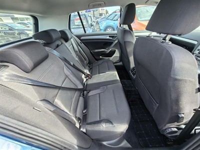 2014 Volkswagen Golf - Thumbnail
