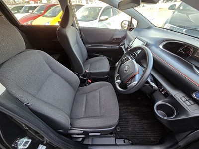 2020 Toyota SIENTA - Thumbnail
