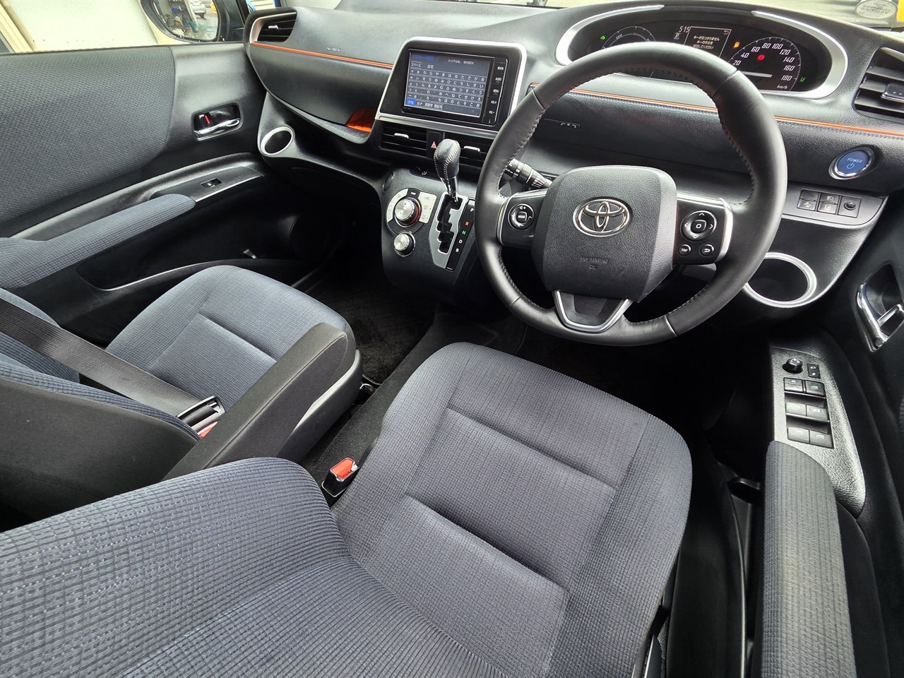 2016 Toyota SIENTA