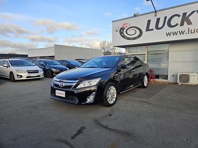 2014 Toyota Camry - Thumbnail