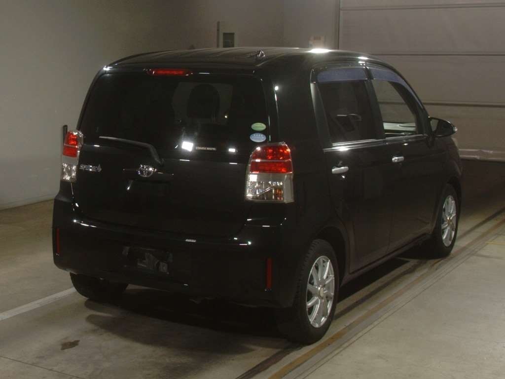 2014 Toyota Spade