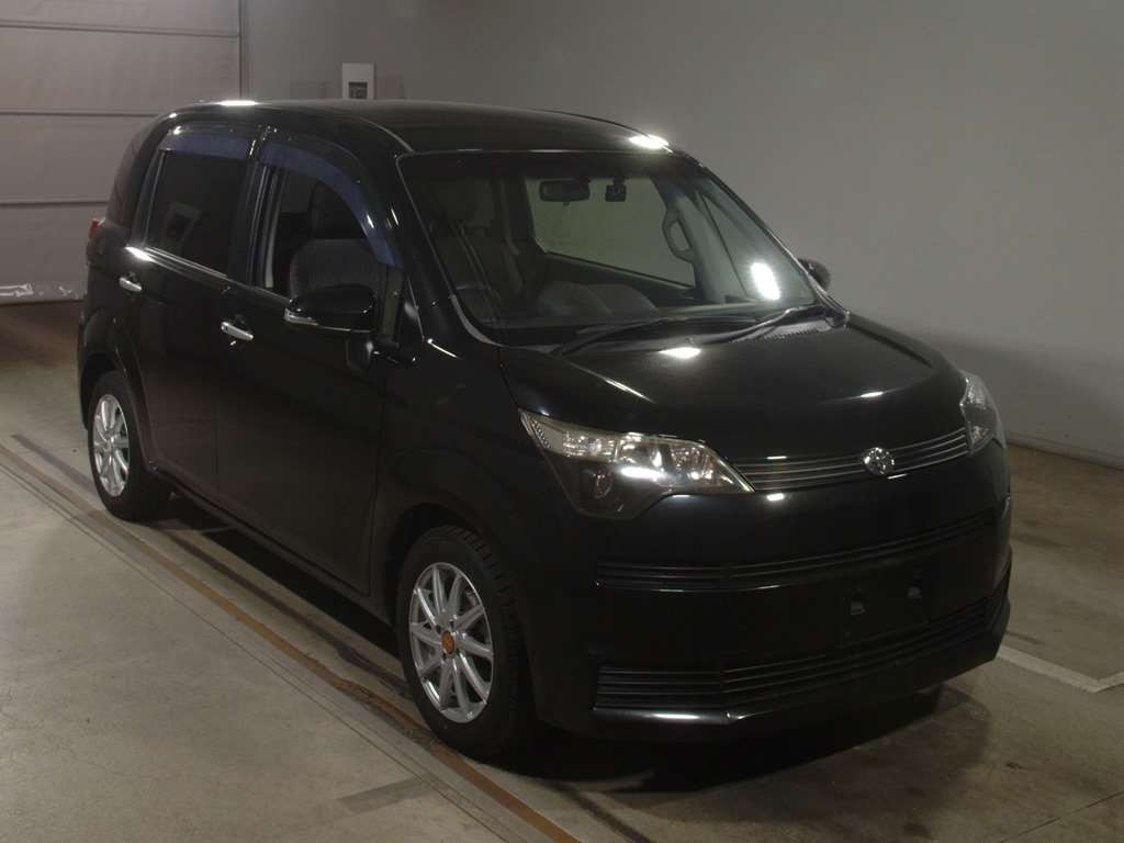 2014 Toyota Spade