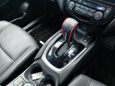 2017 Nissan X-TRAIL - Thumbnail