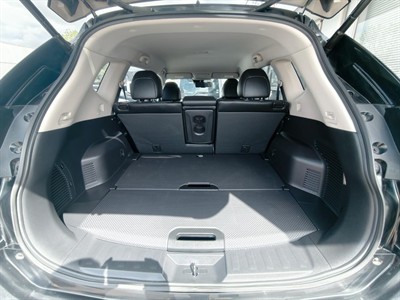 2017 Nissan X-TRAIL - Thumbnail