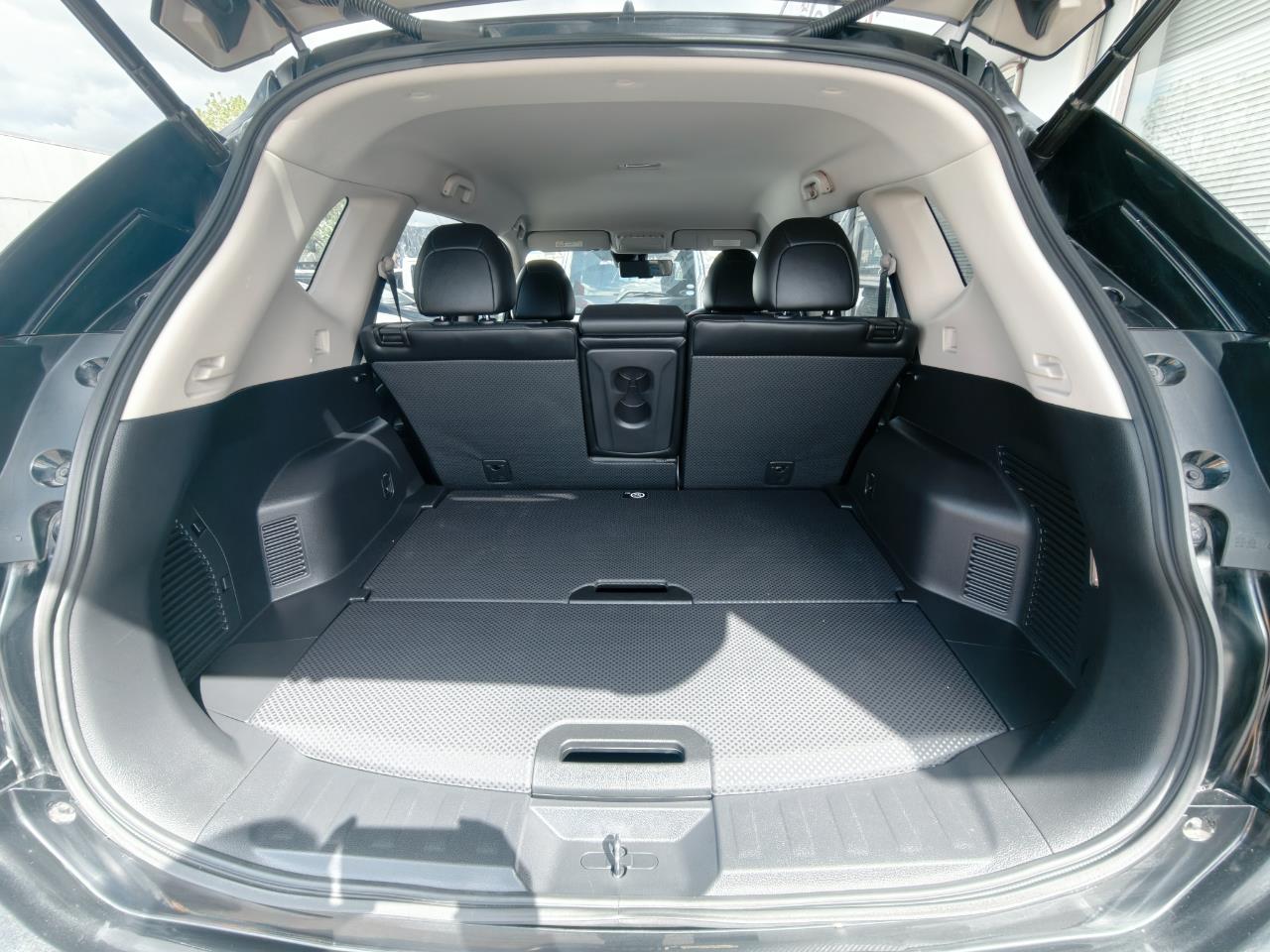 2017 Nissan X-TRAIL