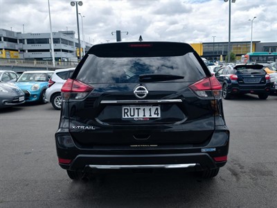 2017 Nissan X-TRAIL - Thumbnail