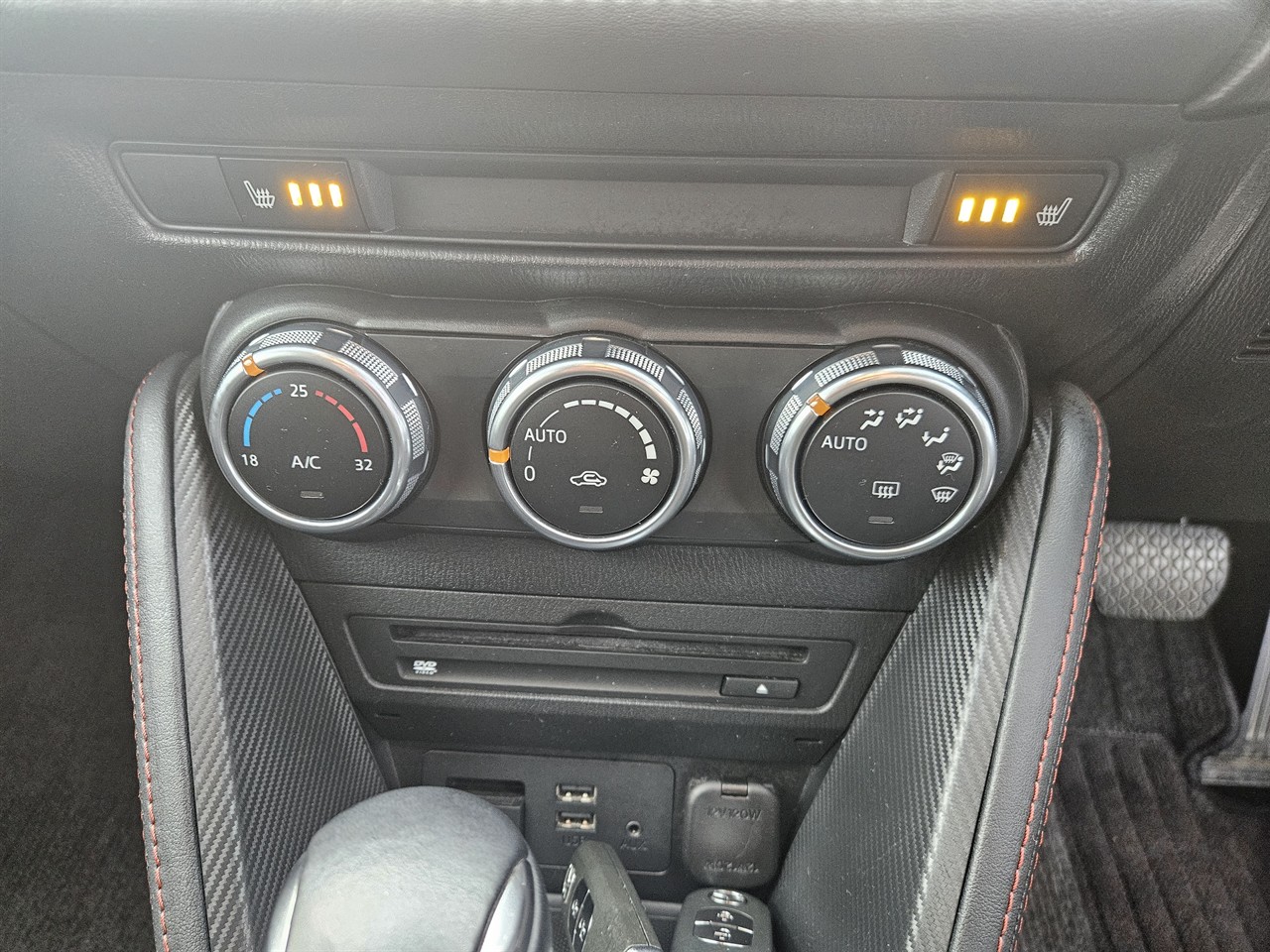 2016 Mazda Demio