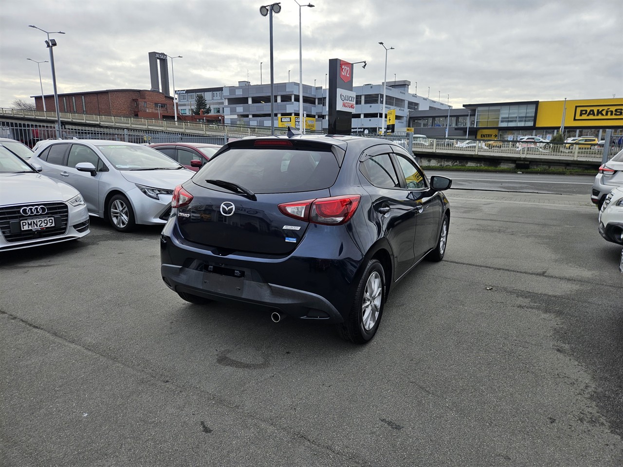 2016 Mazda Demio