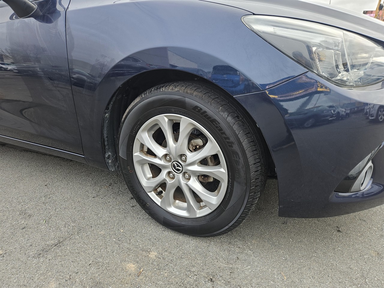 2016 Mazda Demio
