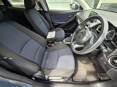 2015 Mazda Demio - Thumbnail