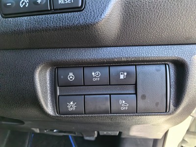 2019 Nissan LEAF - Thumbnail