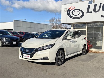 2019 Nissan LEAF - Thumbnail