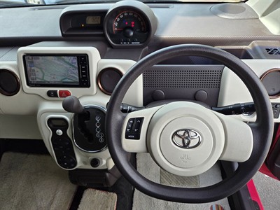 2015 Toyota Porte - Thumbnail