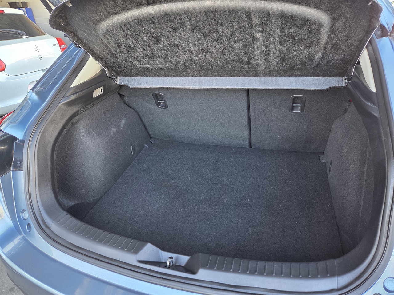 2014 Mazda AXELA
