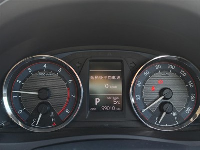 2012 Toyota Auris - Thumbnail