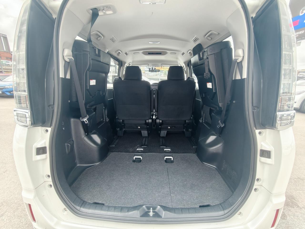 2015 Toyota Voxy
