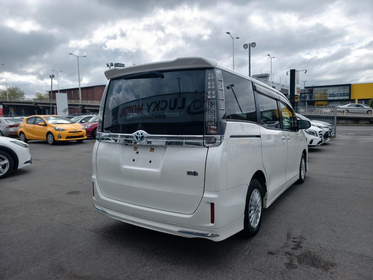 2015 Toyota Voxy