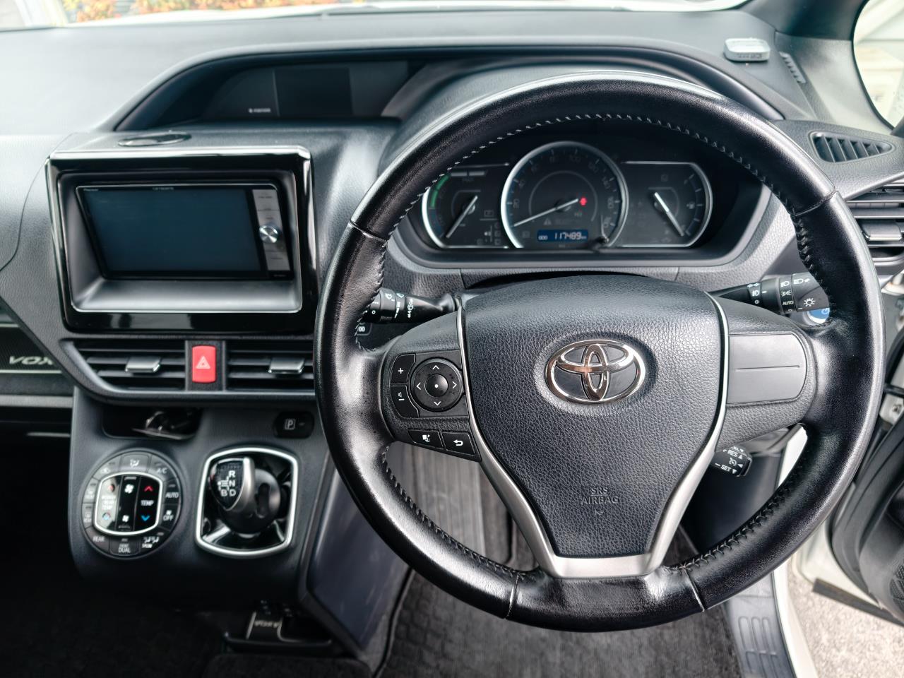 2015 Toyota Voxy