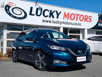 2020 Nissan LEAF - Thumbnail