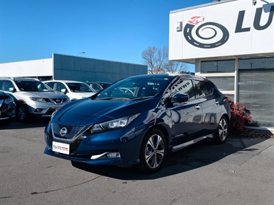 2020 Nissan LEAF - Thumbnail