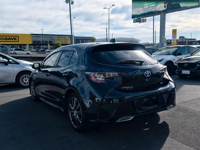 2020 Toyota Corolla - Thumbnail