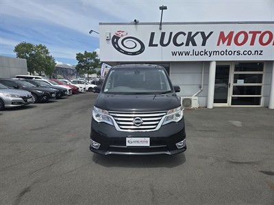 2014 Nissan Serena - Thumbnail