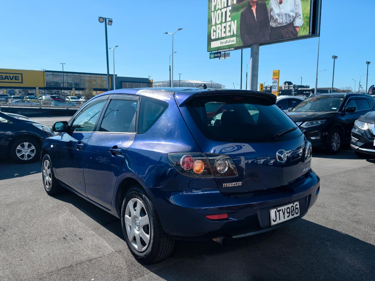 2006 Mazda AXELA