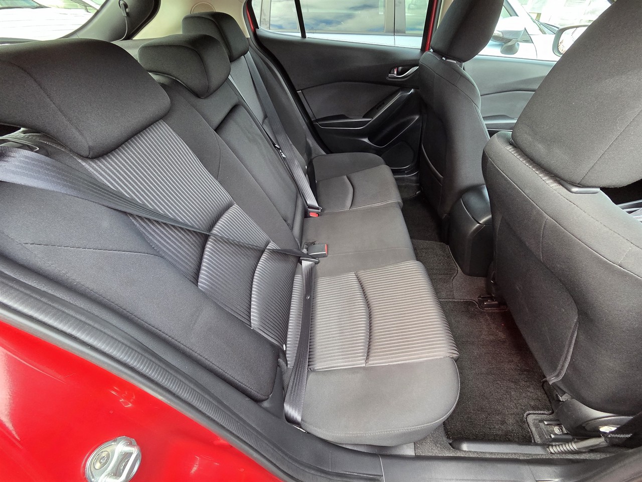 2013 Mazda AXELA