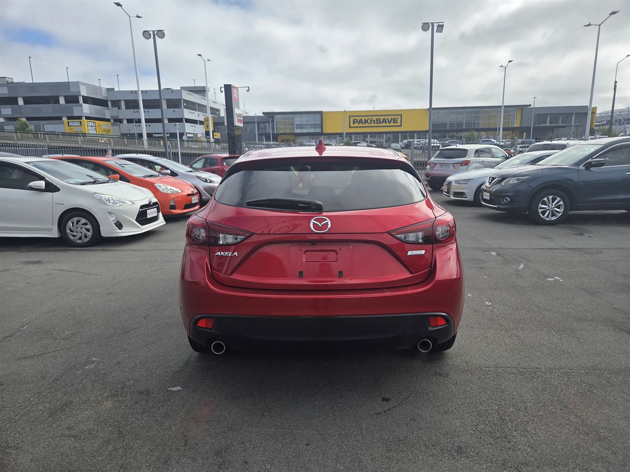 2013 Mazda AXELA