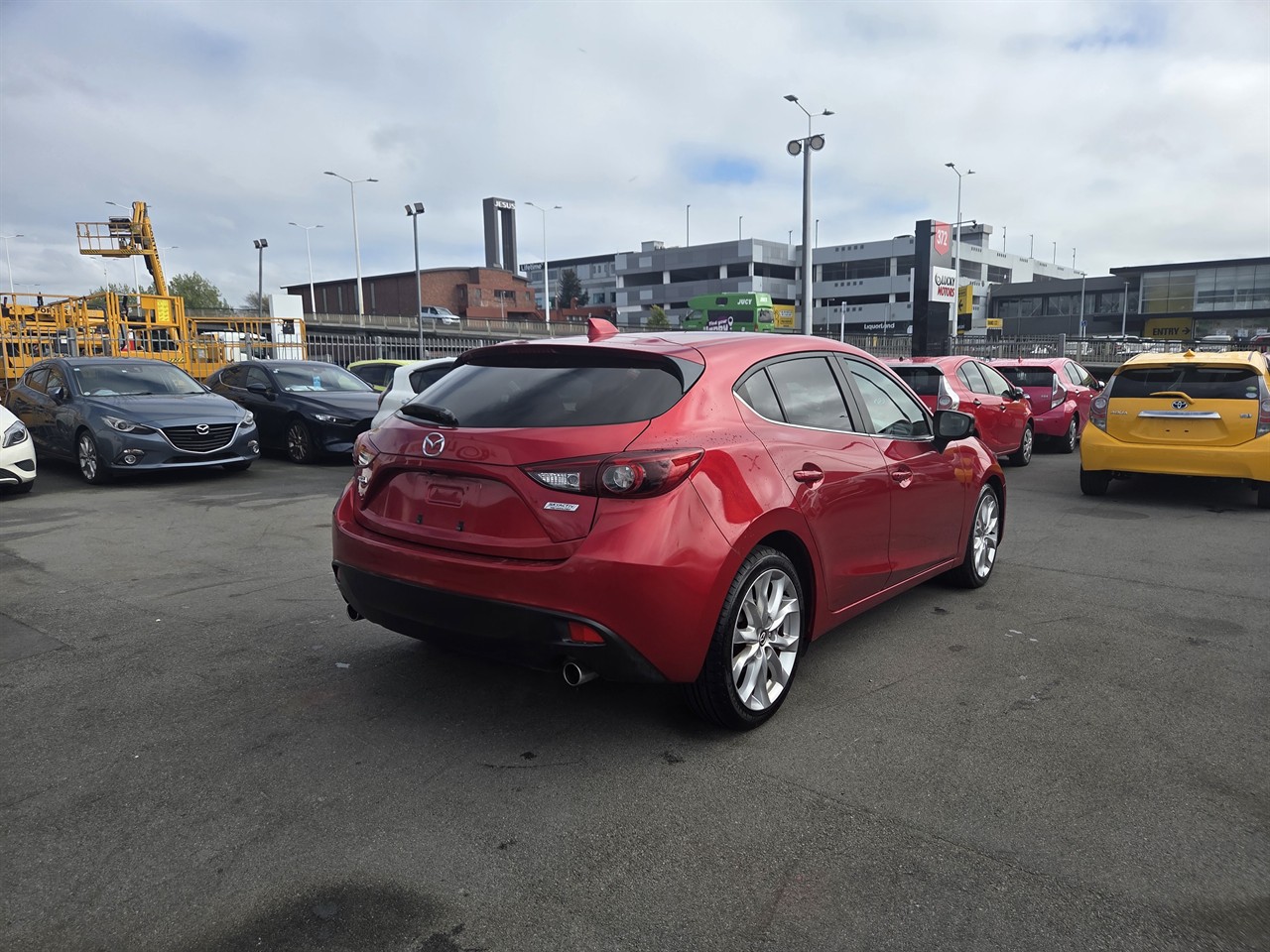 2013 Mazda AXELA