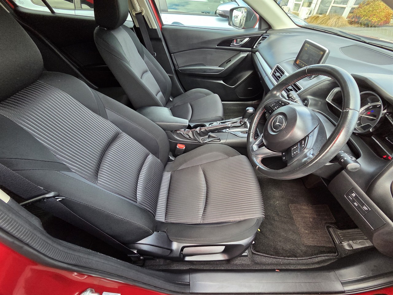 2013 Mazda AXELA