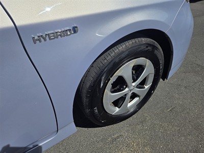 2013 Toyota Prius - Thumbnail