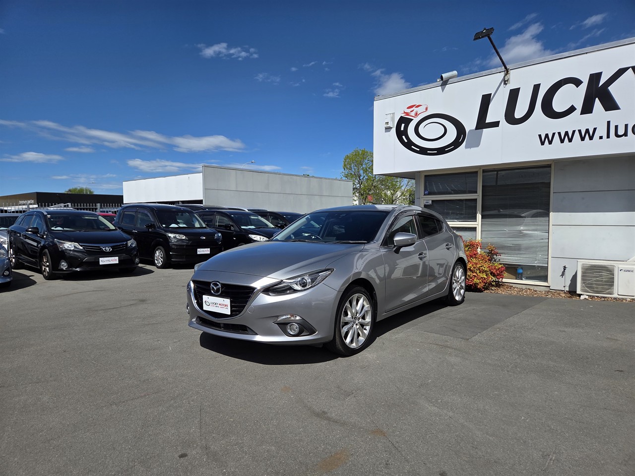 2015 Mazda AXELA