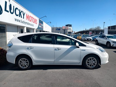 2013 Toyota Prius - Thumbnail