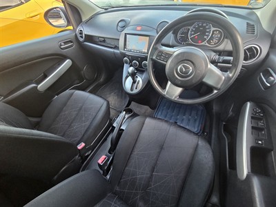 2013 Mazda Demio - Thumbnail
