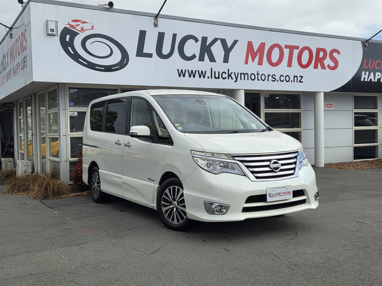 2015 Nissan Serena